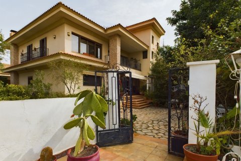 Villa à vendre Los Alcazares, Murcia, Espagne, 6 chambres,  No. 139622 - photo 3