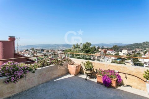 House à louer à Esplugues de Llobregat, Barcelona, Espagne, 5 chambres, 490 m2 No. 179228 - photo 27