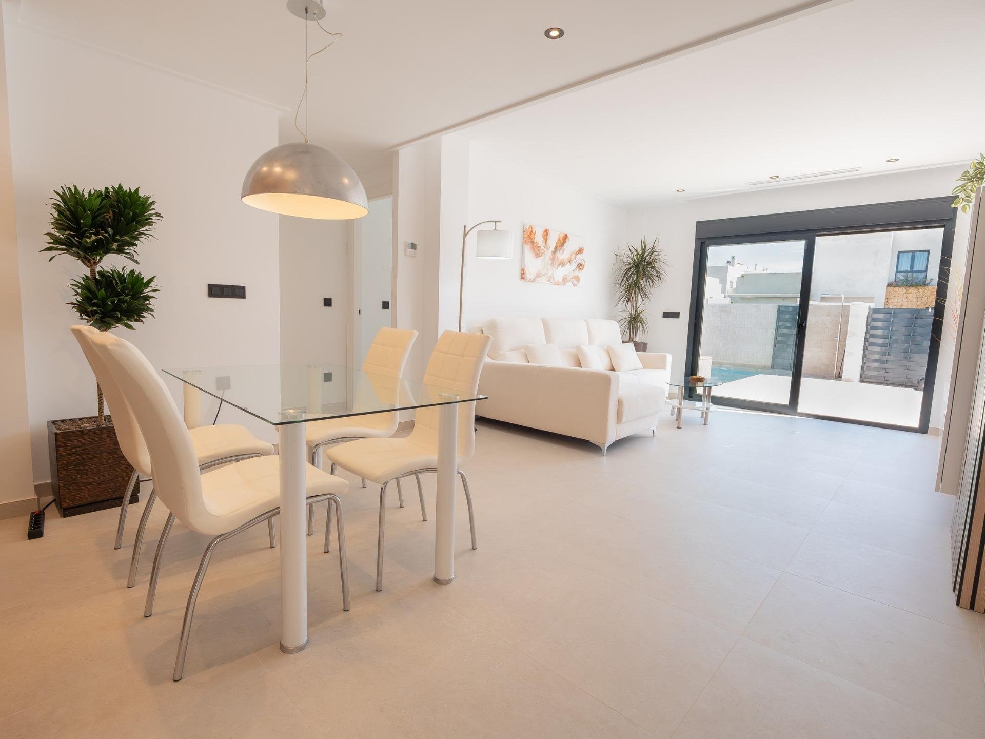 Villa i San Fulgencio, Alicante, Spanien 3 sovrum, 99 kvm. Nr. 179230