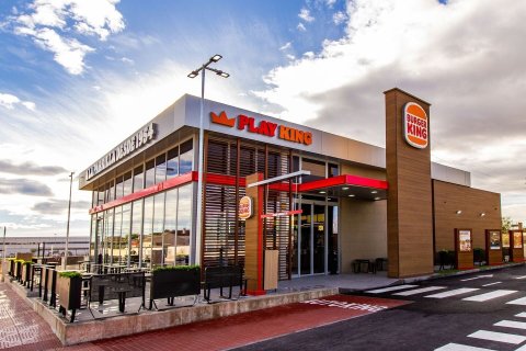 Commercial property for sale in Badalona, Barcelona, Spain 520 sq.m. No. 146291 - photo 1