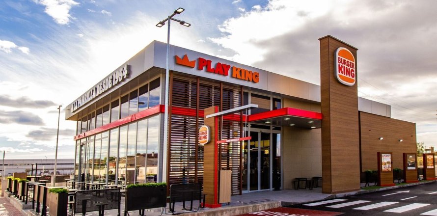 Commercial property in Badalona, Barcelona, Spain 520 sq.m. No. 146291