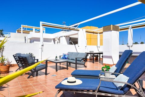 Apartment for sale in Villamartin, Alicante, Spain 2 bedrooms, 131 sq.m. No. 189445 - photo 8