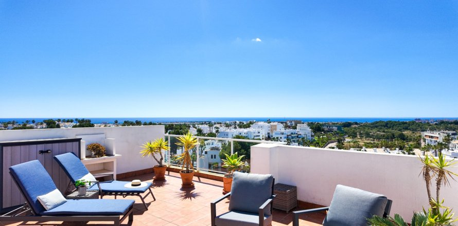 Apartment in Villamartin, Alicante, Spain 2 bedrooms, 131 sq.m. No. 189445