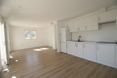 Apartment for sale in La Torre, Alicante, Spain 4 bedrooms, 330 sq.m. No. 165071 - photo 5