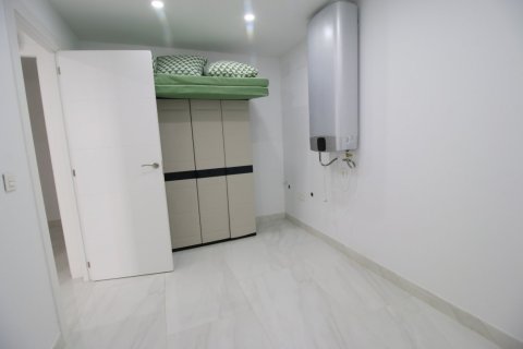 Apartment for sale in La Torre, Alicante, Spain 4 bedrooms, 330 sq.m. No. 165071 - photo 25