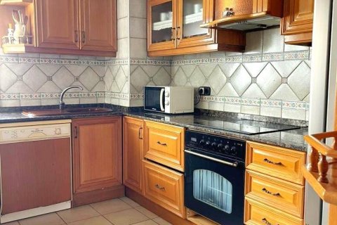 Lägenhet till salu i Torrevieja, Alicante, Spanien 4 sovrum, 130 kvm. Nr. 156267 - foto 26