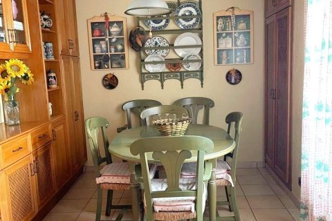 Lägenhet till salu i Torrevieja, Alicante, Spanien 4 sovrum, 130 kvm. Nr. 156267 - foto 20