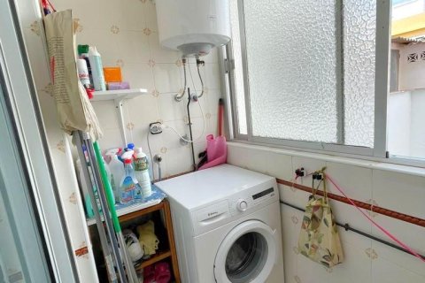 Lägenhet till salu i Torrevieja, Alicante, Spanien 4 sovrum, 130 kvm. Nr. 156267 - foto 29