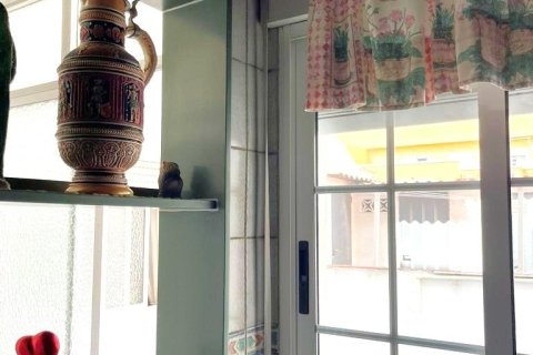 Lägenhet till salu i Torrevieja, Alicante, Spanien 4 sovrum, 130 kvm. Nr. 156267 - foto 27