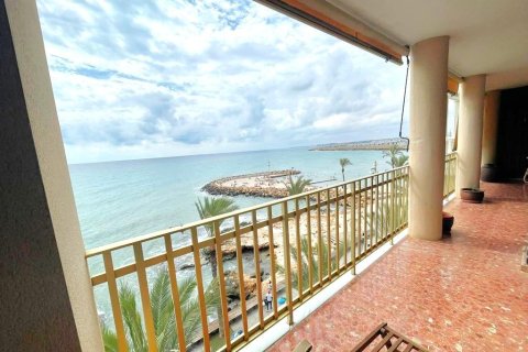 Lägenhet till salu i Torrevieja, Alicante, Spanien 4 sovrum, 130 kvm. Nr. 156267 - foto 6