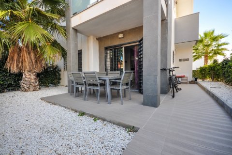 Huoneisto myytävänä Punta Prima, Alicante, Espanja, 2 makuuhuonetta, 67 m2 No. 145503 - kuva 4