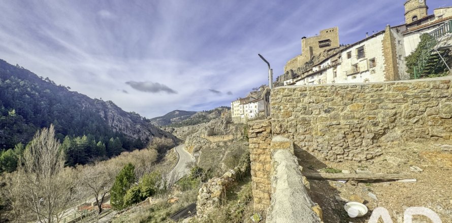 Land plot à Teruel, Espagne 73 m2 No. 192183