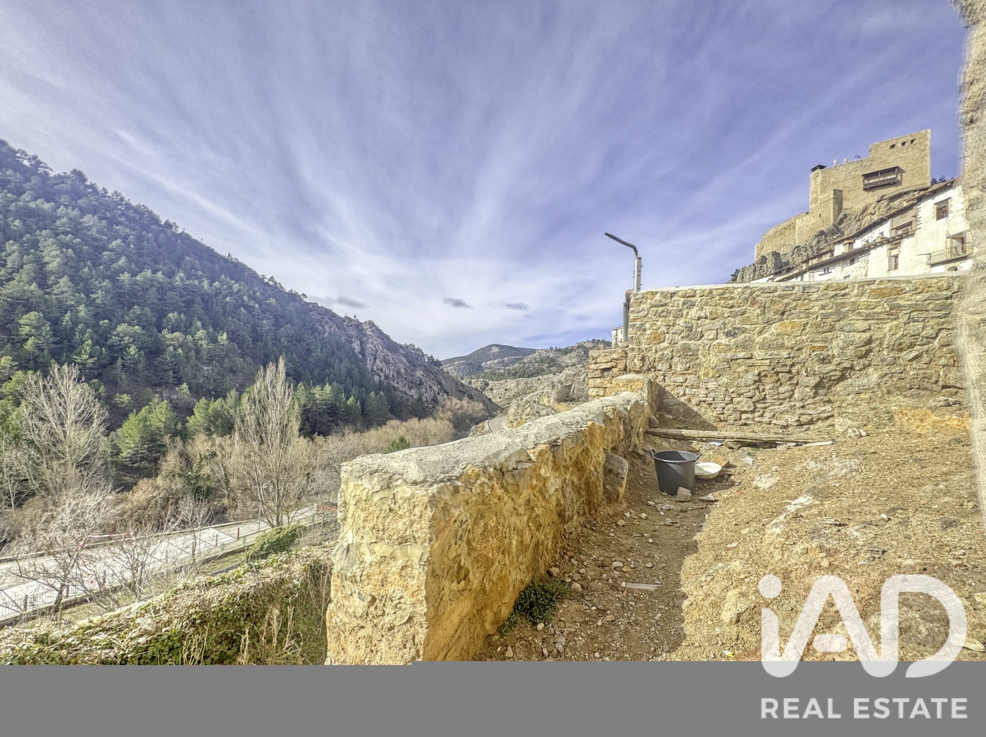 Tomt i Teruel, Spanien 73 kvm. Nr. 192183