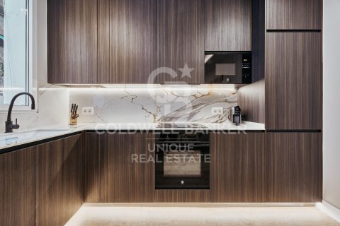 Apartamento en venta en Madrid, España 2 dormitorios, 48 m2 No. 157772 - foto 10