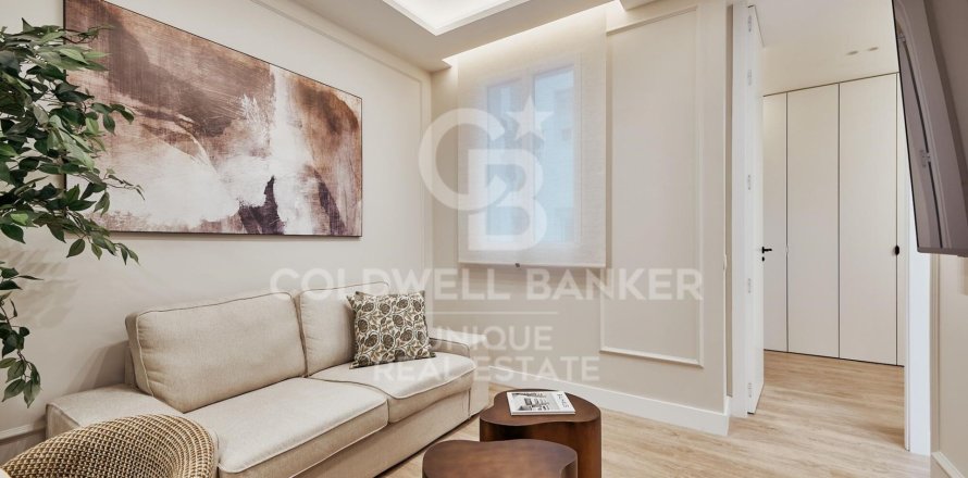 Apartamento en Madrid, España 2 dormitorios, 48 m2 No. 157772