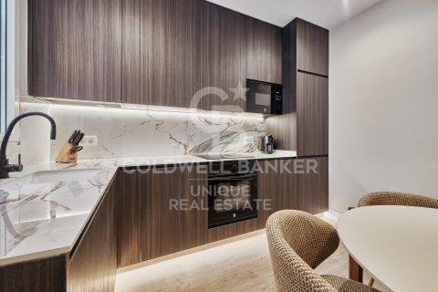 Apartamento en venta en Madrid, España 2 dormitorios, 48 m2 No. 157772 - foto 7