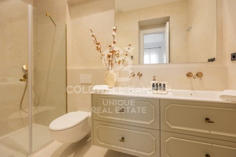 Apartment for sale in Madrid, Spain 4 bedrooms, 307 sq.m. No. 157771 - photo 21