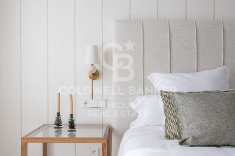 Apartment for sale in Madrid, Spain 4 bedrooms, 307 sq.m. No. 157771 - photo 13