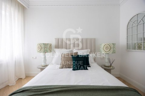 Apartment for sale in Madrid, Spain 4 bedrooms, 307 sq.m. No. 157771 - photo 23