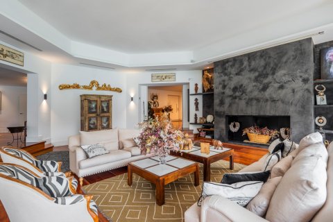 Villa till salu Pozuelo de Alarcon, Madrid, Spanien 6 sovrum, 935 kvm. Nr. 107987 - foto 4