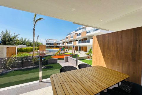 Bungalow for sale Pilar de la Horadada, Alicante, Spain 2 bedrooms, 127 sq.m. No. 117086 - photo 5