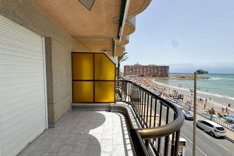 Продажа квартиры Торревьеха, Аликанте, Испания 3 спальни, 119м2 №117091 - фото 2