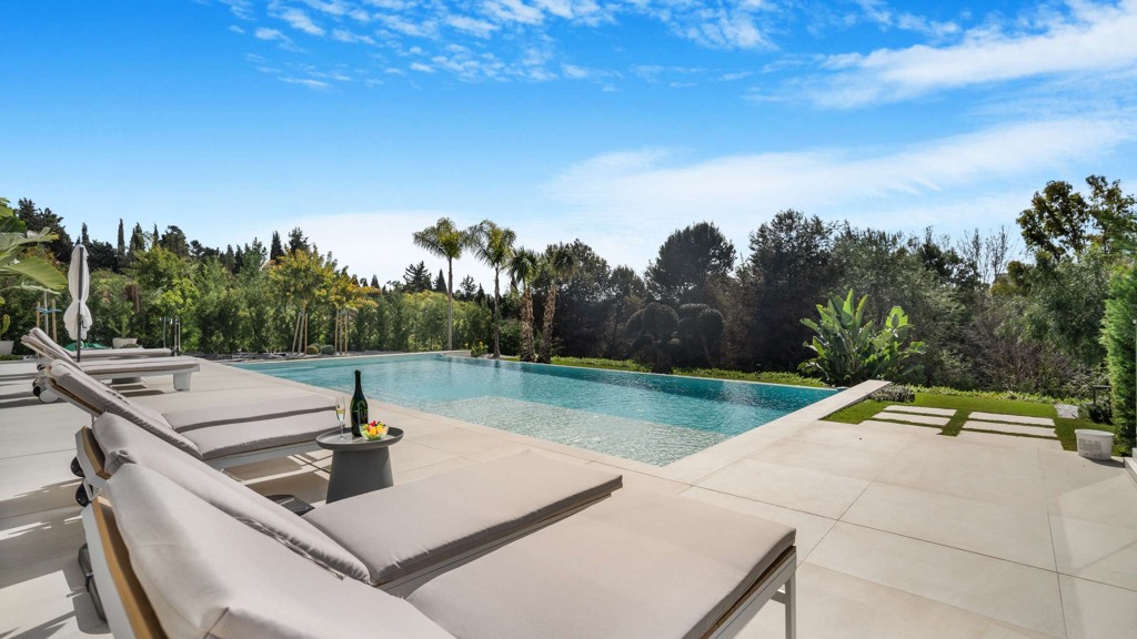 Villa à Marbella, Malaga, Espagne 6 chambres, 823 m2 No. 99393