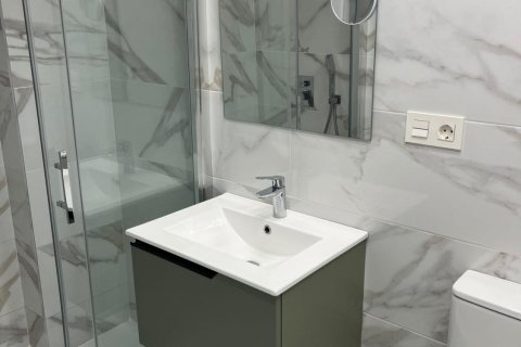 Wohnung zum Verkauf in Torrevieja, Alicante, Spanien 1 Schlafzimmer,  Nr. 165797 - Foto 6