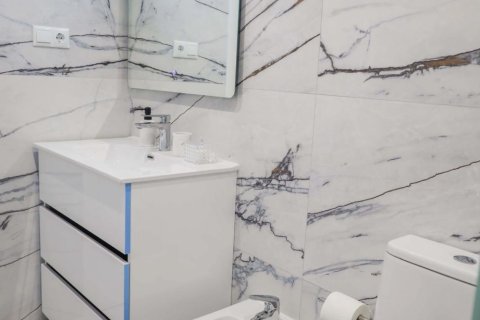 Wohnung zum Verkauf in Torrevieja, Alicante, Spanien 1 Schlafzimmer,  Nr. 165794 - Foto 17