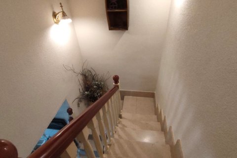 Kamienica w Pozuelo de Alarcon, Madrid, Hiszpania 5 sypialni, 213 mkw. nr 179403 – zdjęcie 9