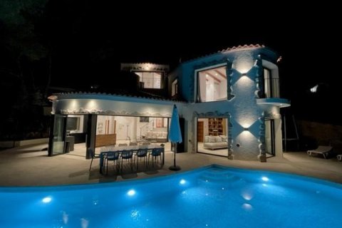 Dom w Tamariu, Girona, Hiszpania 5 sypialni, nr 141248 – zdjęcie 2