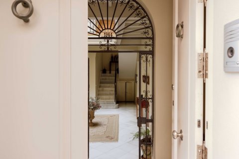 Huvila myytävänä Sevilla, Seville, Espanja, 6 makuuhuonetta, 422 m2 No. 113762 - kuva 3