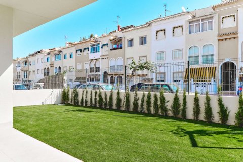 House for sale in Torrevieja, Alicante, Spain 2 bedrooms, 98.1 sq.m. No. 176035 - photo 5