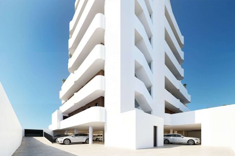Huoneisto myytävänä Guardamar del Segura, Alicante, Espanja, 3 makuuhuonetta, 222.17 m2 No. 176038 - kuva 3