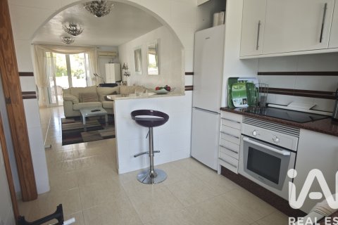 Villetta a schiera in vendita a Torrevieja, Alicante, Spagna 4 camere da letto, 157 mq. N° 172592 - foto 2