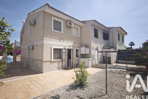 Villetta a schiera in vendita a Torrevieja, Alicante, Spagna 4 camere da letto, 157 mq. N° 172592 - foto 13
