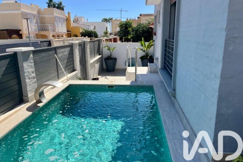 Townhouse à vendre à Almeria, Espagne, 5 chambres, 337 m2 No. 172595 - photo 15