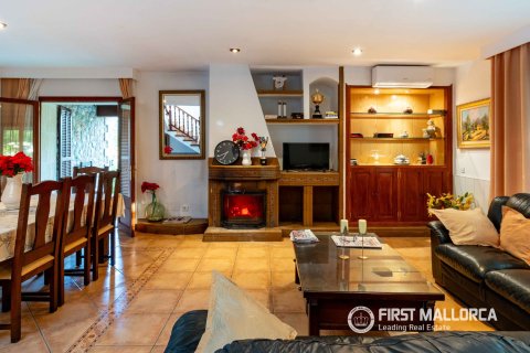 Продажа финки в Аларо, Майорка, Испания 7 спален, 484м2 №194099 - фото 3