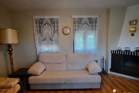 House for sale in Garrafe de Torio, Leon, Spain 3 bedrooms, 1291 sq.m. No. 153959 - photo 9