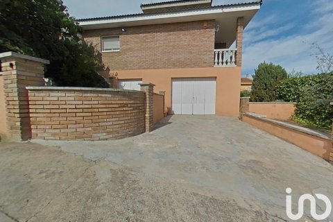 Продажа дома в Лерида, Испания 5 спален, 295м2 №153953 - фото 23