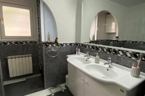 Продажа дома в Лерида, Испания 5 спален, 295м2 №153953 - фото 14