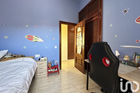 Hus till salu i Sant Pol de Mar, Barcelona, Spanien 4 sovrum, 252 kvm. Nr. 153958 - foto 22