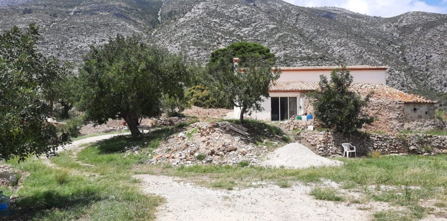 Finca en Benissa, Alicante, España 3 dormitorios, 234 m2 No. 194993