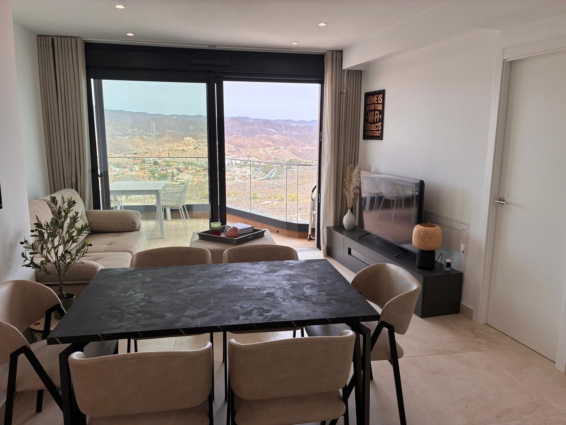 Apartment in Aguilas, Murcia, Spain 2 bedrooms, 68 sq.m. No. 194992