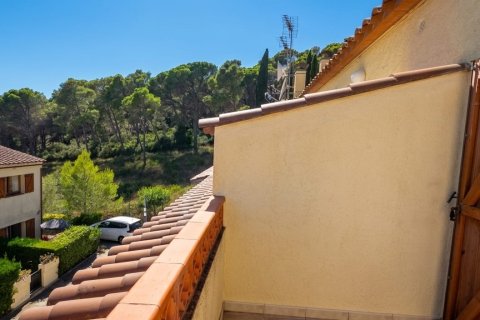 Продажа таухауса в Торроэлья де Монтгри, Герона, Испания 3 спальни, 119м2 №194998 - фото 24