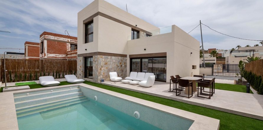 Villa Alicante, Spain 3 bedrooms, 131 sq.m. No. 112179