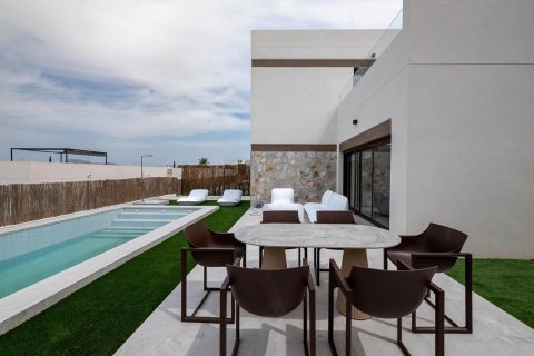 Villa for sale Alicante, Spain 3 bedrooms, 131 sq.m. No. 112179 - photo 2