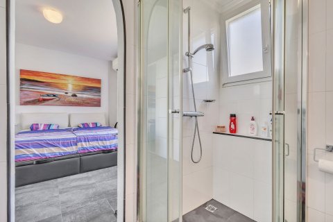 Apartamento en venta en Torrevieja, Alicante, España 83 m2 No. 181679 - foto 26