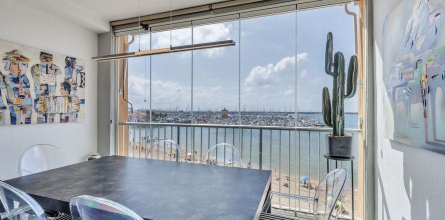 Apartamento en Torrevieja, Alicante, España 83 m2 No. 181679