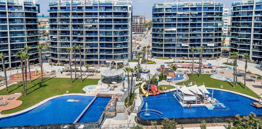 Apartment in Torrevieja, Alicante, Spain 114 sq.m. No. 181680